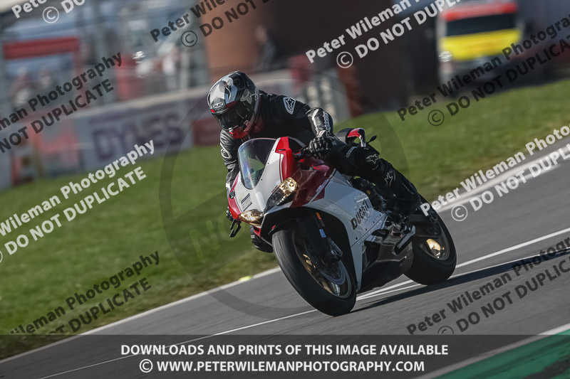 brands hatch photographs;brands no limits trackday;cadwell trackday photographs;enduro digital images;event digital images;eventdigitalimages;no limits trackdays;peter wileman photography;racing digital images;trackday digital images;trackday photos